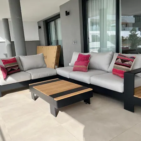 公寓 Mesas Homes Luxury 4 Bed Near The Sea And Port 埃斯特波纳