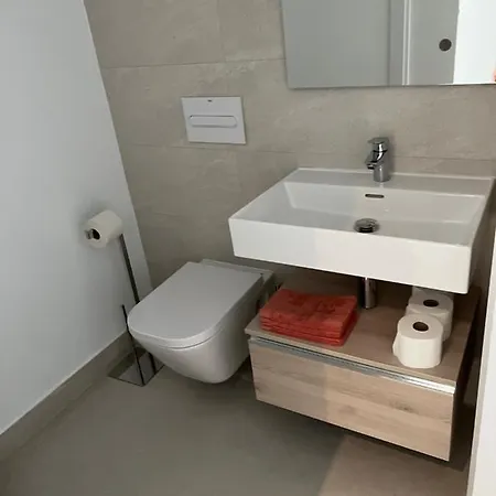 Mesas Homes Luxury 4 Bed Near The Sea And Port