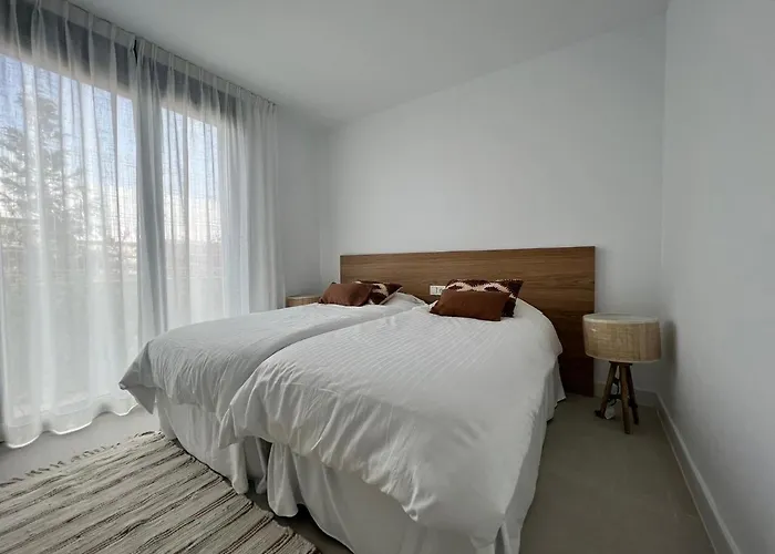 Mesas Homes Luxury 4 Bed Near The Sea And Port